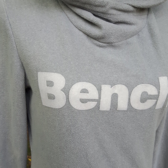 Size S Bench gray Fleese thumb hole hoodie sweater - Picture 3 of 12